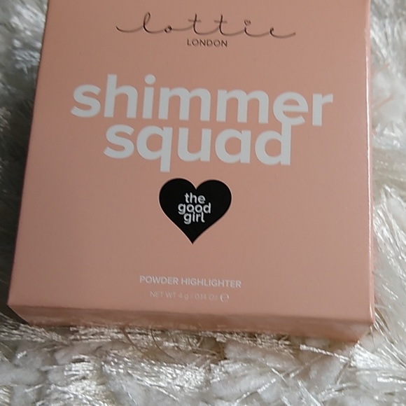 Lattie Other - 5 for $25 Lattie Sample Powder Highlighter